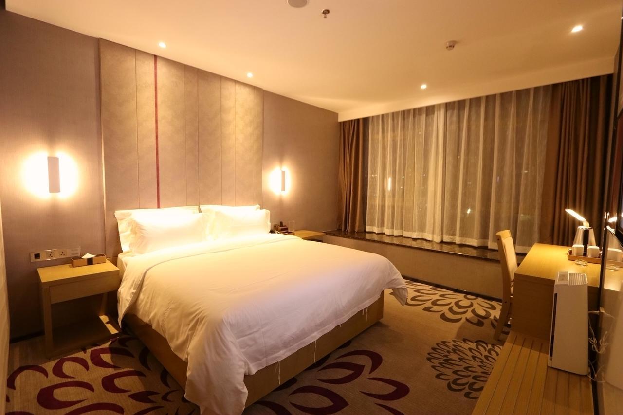 Lavande Hotel Foshan Yiwu Commodities City Buitenkant foto