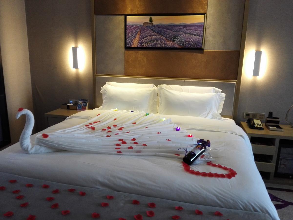 Lavande Hotel Foshan Yiwu Commodities City Buitenkant foto