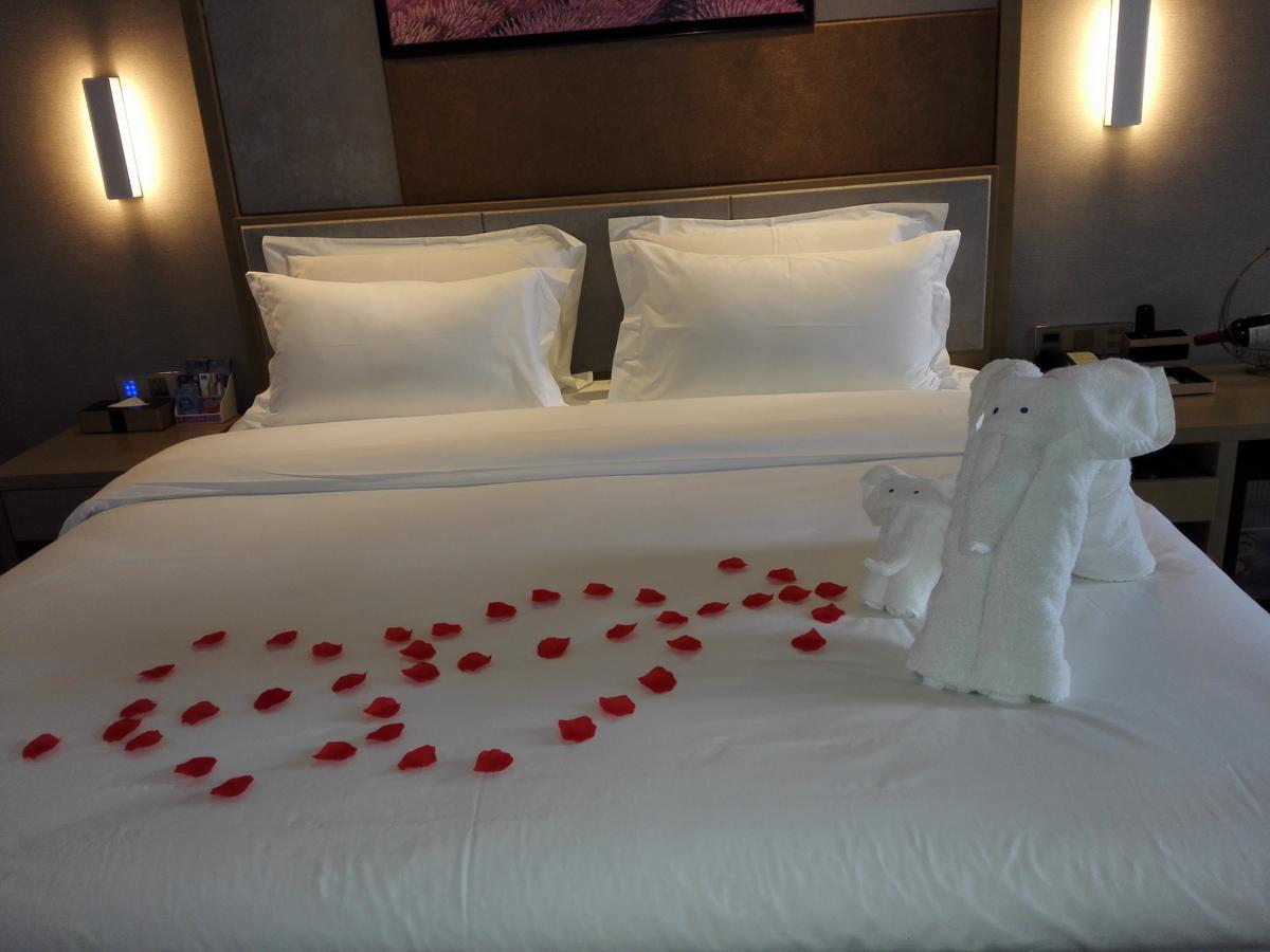 Lavande Hotel Foshan Yiwu Commodities City Buitenkant foto