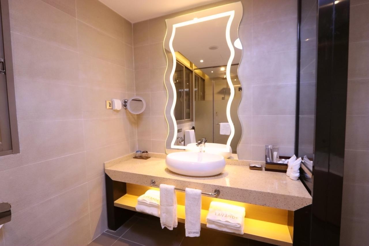 Lavande Hotel Foshan Yiwu Commodities City Buitenkant foto