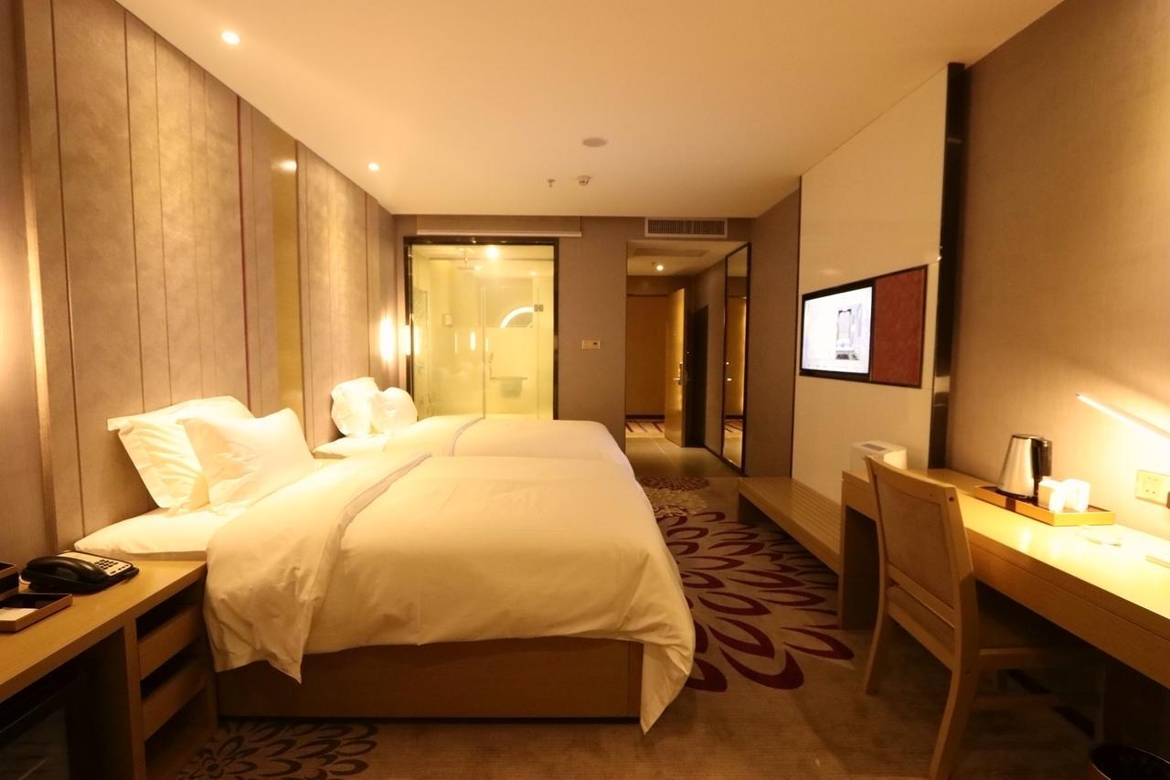 Lavande Hotel Foshan Yiwu Commodities City Buitenkant foto