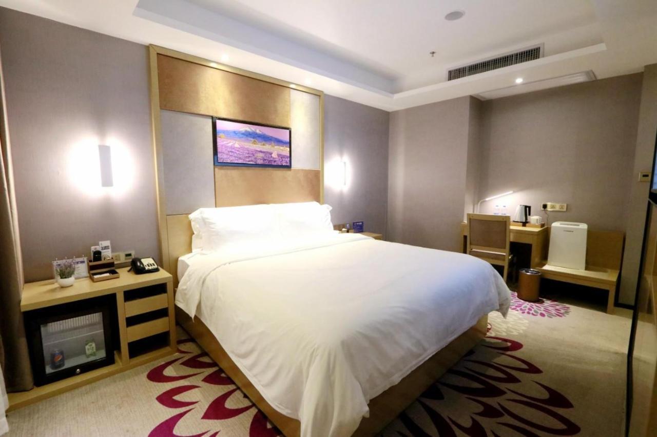 Lavande Hotel Foshan Yiwu Commodities City Buitenkant foto