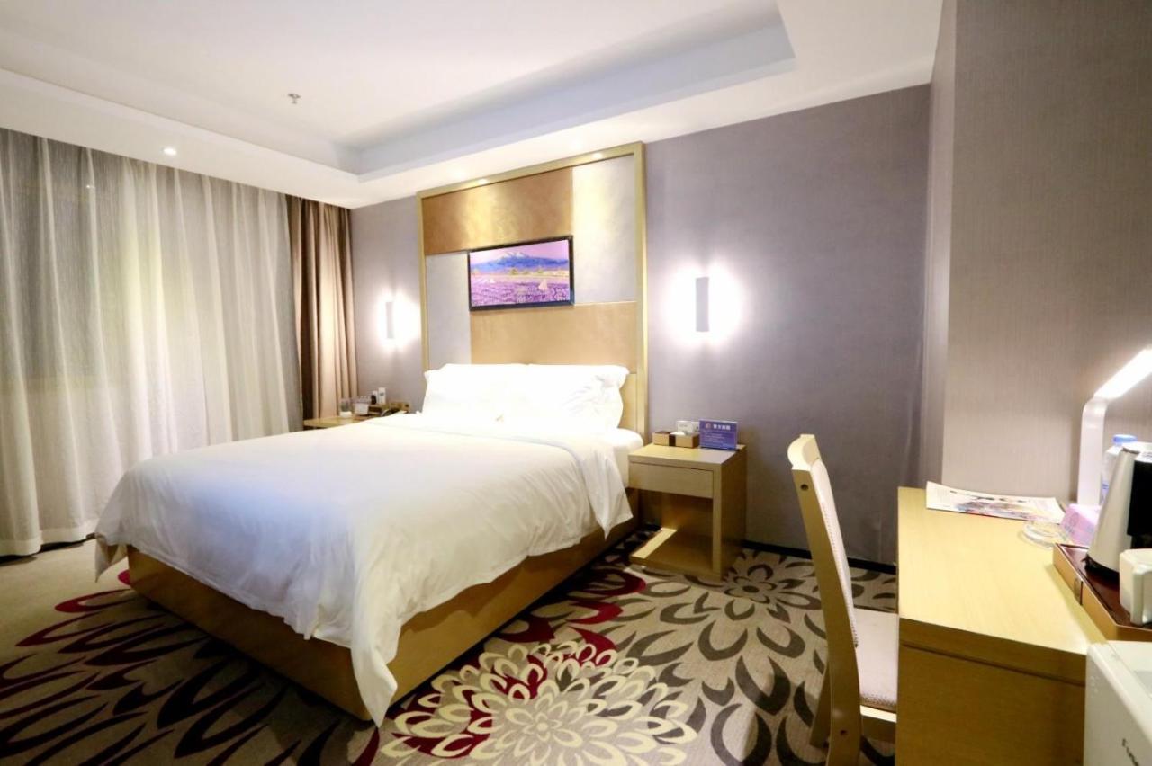 Lavande Hotel Foshan Yiwu Commodities City Buitenkant foto