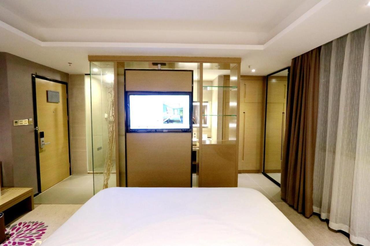 Lavande Hotel Foshan Yiwu Commodities City Buitenkant foto
