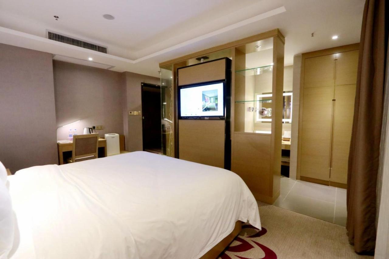 Lavande Hotel Foshan Yiwu Commodities City Buitenkant foto